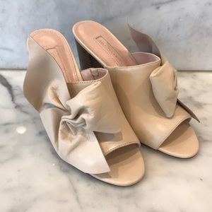 Peep toe mules
